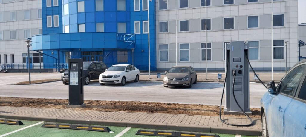 Установка двух зарядных станций для ЗАО «Штадлер»